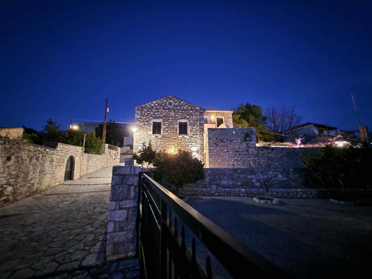 Elia Luxury Rooms Areopoli Esterno foto
