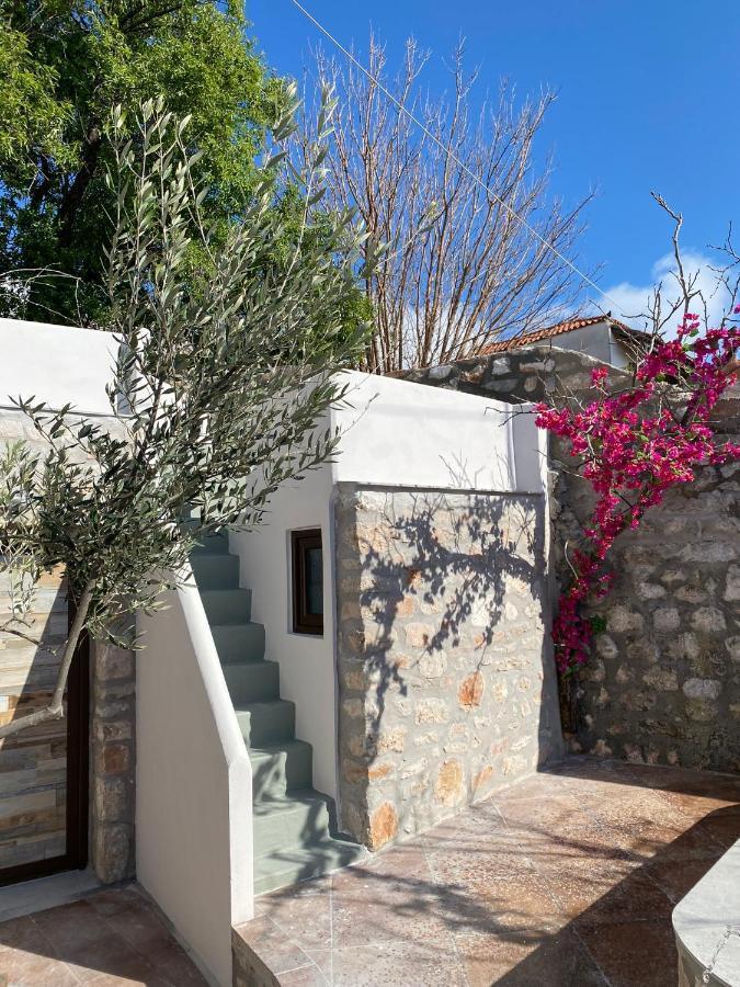 Elia Luxury Rooms Areopoli Esterno foto