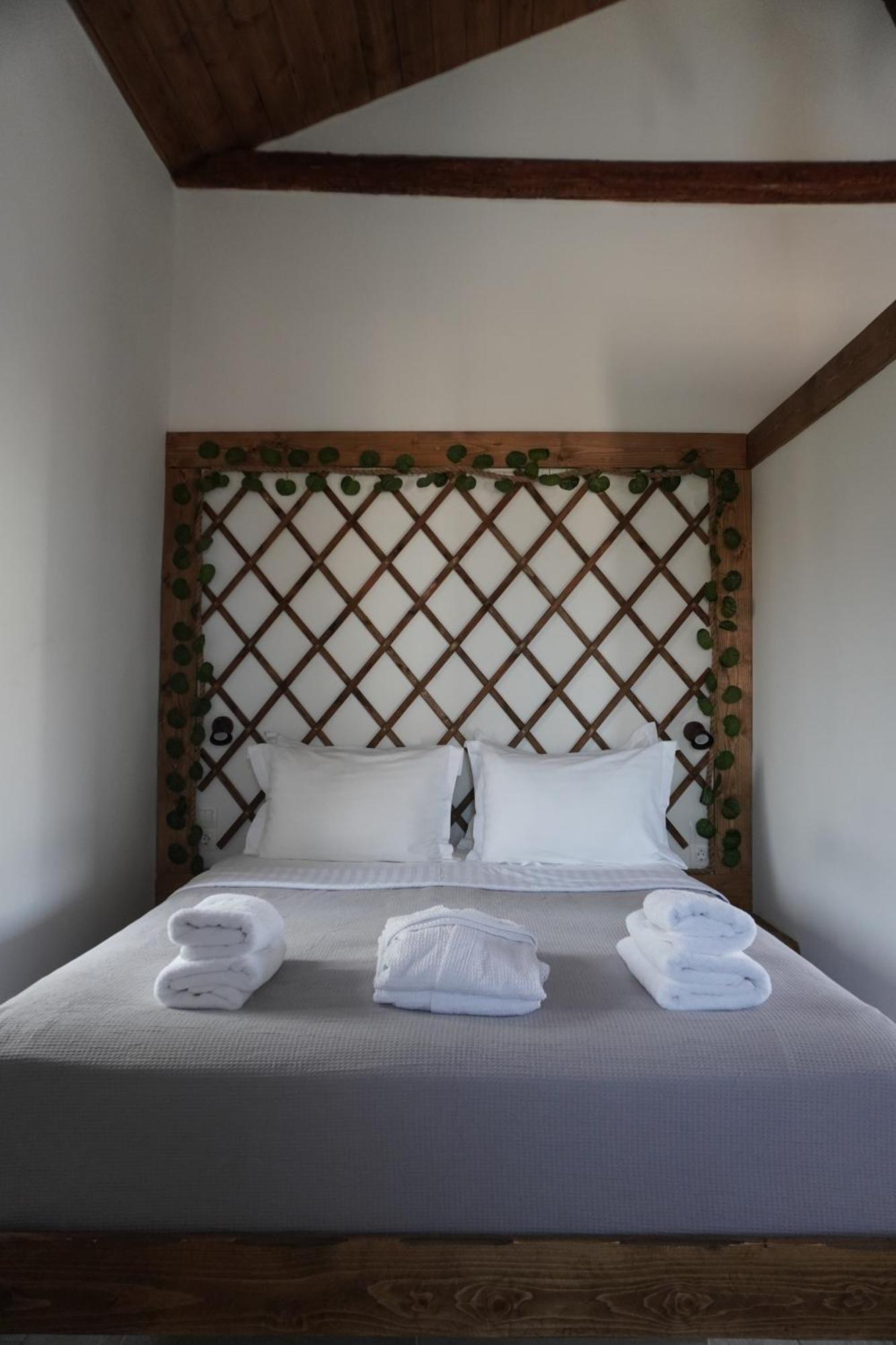 Elia Luxury Rooms Areopoli Esterno foto